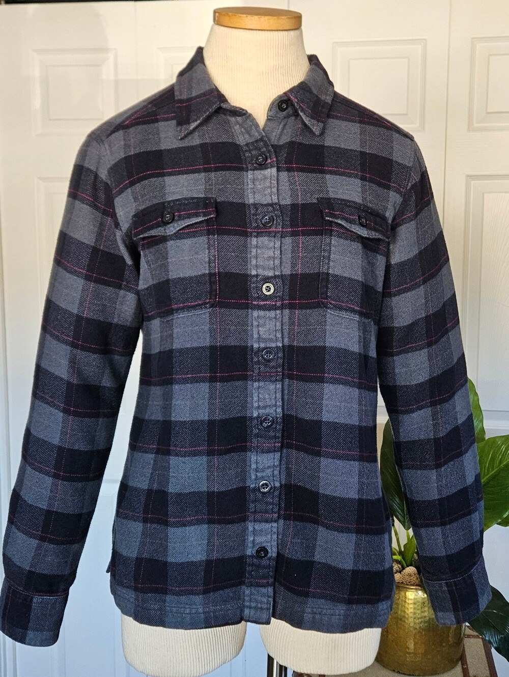 Patagonia Fjord 100 % Organic Cotton Flannel Shirt Gorpcore Plaid Shirt Size 6